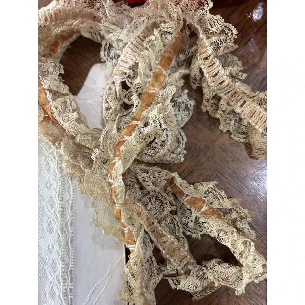 Estate Find Vintage Antique Lace‎ And Trim Lot Ivory White Black Red BEAUTIFUL